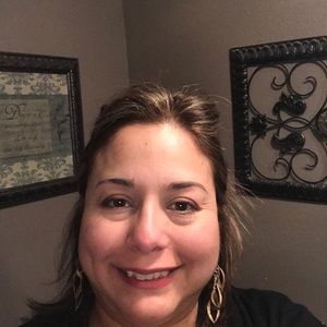 Meet your Posher, Michele